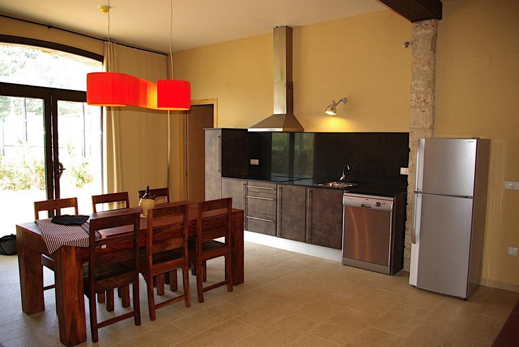 L'Arcada De Fares Apartment Sant Ferriol Exterior photo