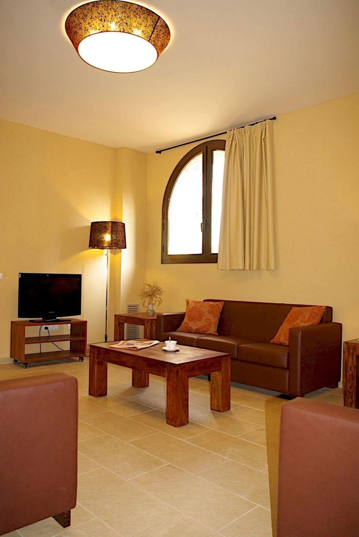 L'Arcada De Fares Apartment Sant Ferriol Exterior photo