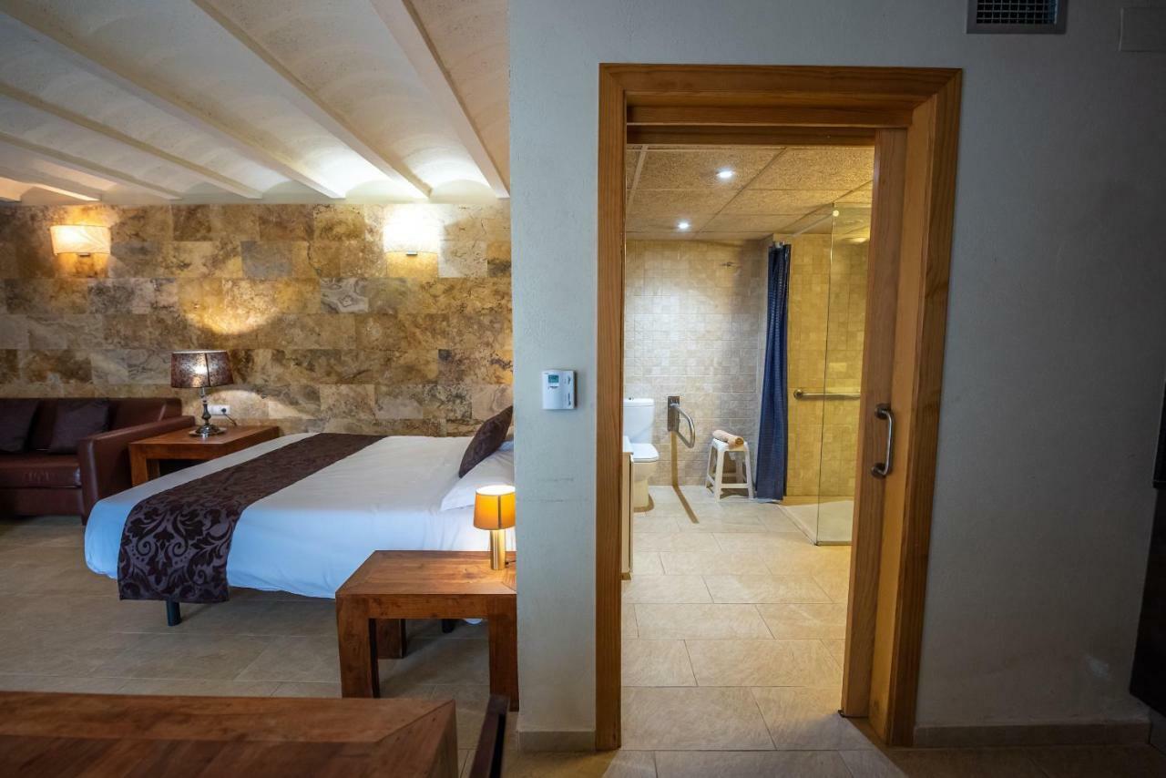 L'Arcada De Fares Apartment Sant Ferriol Exterior photo
